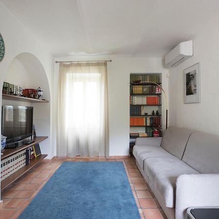 Casa Silvana Alba  Buitenkant foto